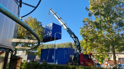 De containers zijn er.